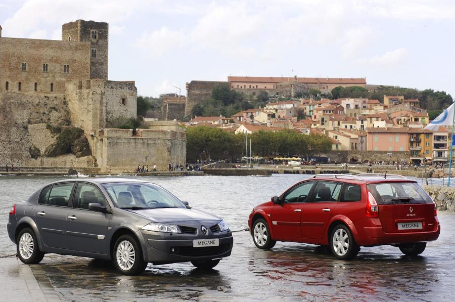  Renault Megane Saloon 2006 года  (фото 9 из 20)